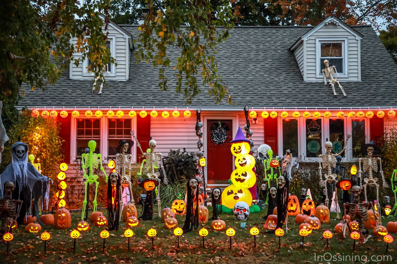 Halloween House on Iroquois | InOssining.com